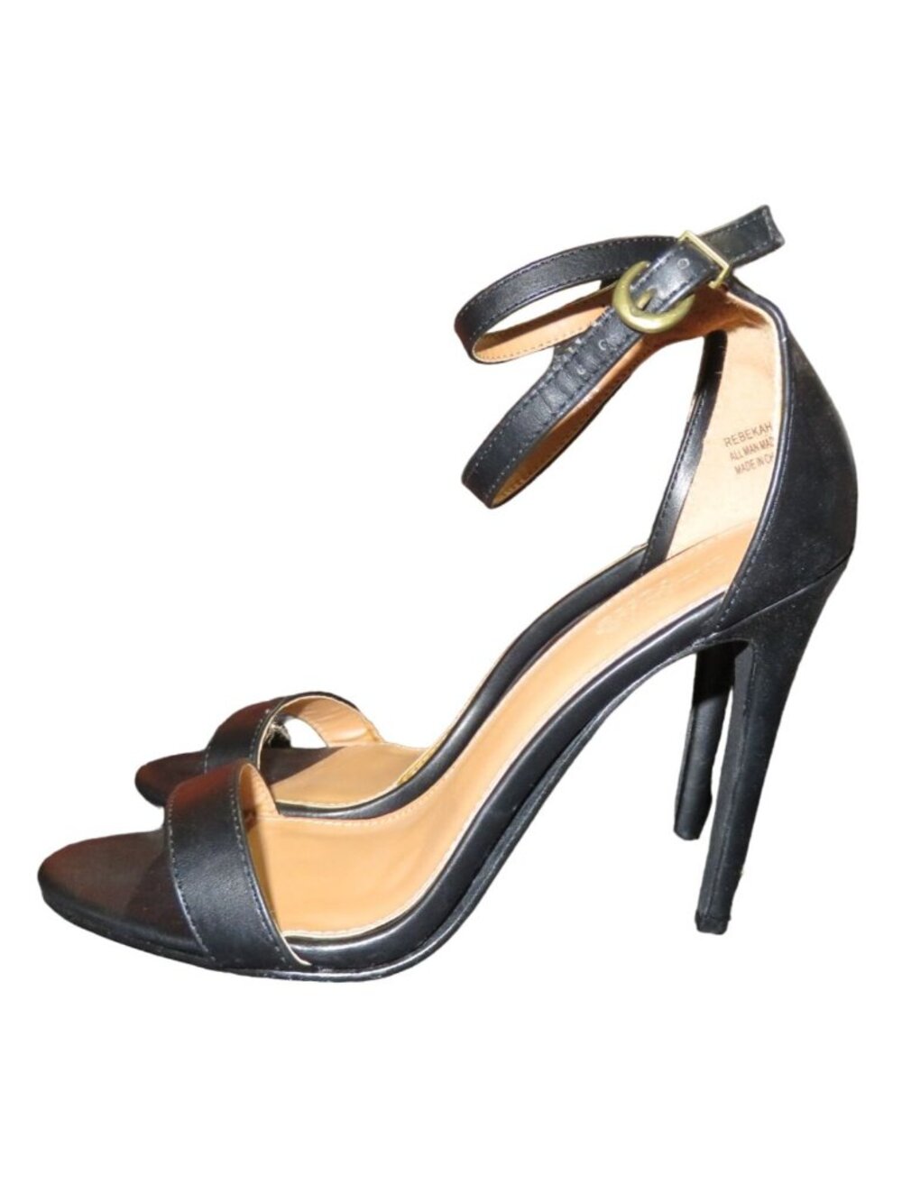 Charlotte Russe Rebekah Black Vegan Leather ankle strap pumps sz 8